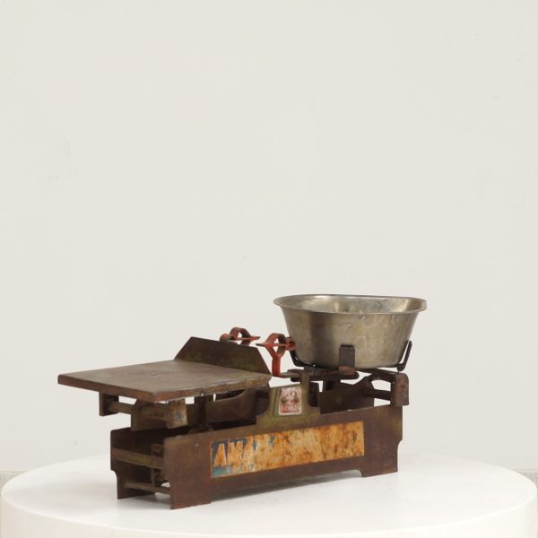 Vintage Tarazu Weighing Machine